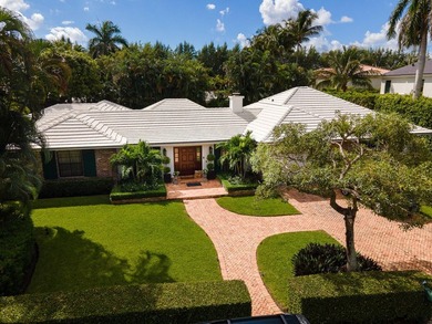 Fabulous location one street north of Wells Road, with Lake - photo 3