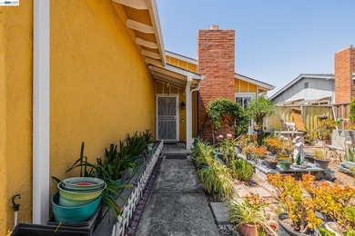 Welcome to this charming 3-bedroom, 2-bathroom home nested in a - photo 4