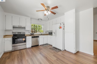 Welcome to this charming 3-bedroom, 2-bathroom home nested in a - photo 8