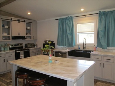 New price improvement! Enjoy the best of country and lake life - photo 11