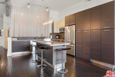 Exceptional value at Steel Lofts in the heart of Marina del Rey - photo 4