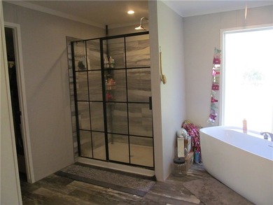 New price improvement! Enjoy the best of country and lake life - photo 15