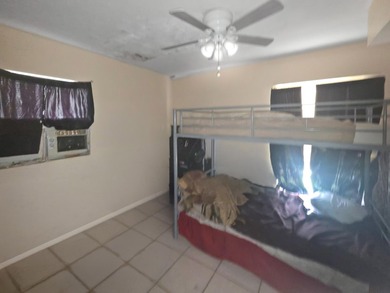 Triplex, 1/1 each unit centrally located in Fort Pierce. Rents - photo 6
