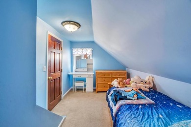 Welcome to this charming 3-bedroom, 2 full bathroom Cape nestled - photo 28