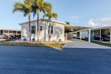 Port Charlotte Waterway Area Home For Sale in Punta Gorda Florida