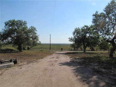 New price improvement! Enjoy the best of country and lake life - photo 31