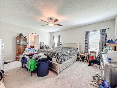 Welcome to this spacious and beautifully maintained 5-bedroom - photo 33