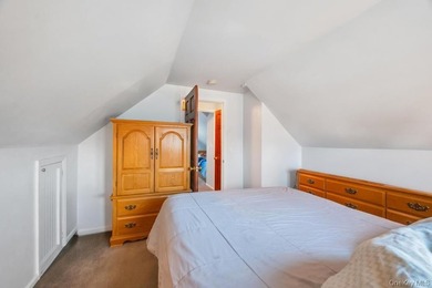 Welcome to this charming 3-bedroom, 2 full bathroom Cape nestled - photo 33