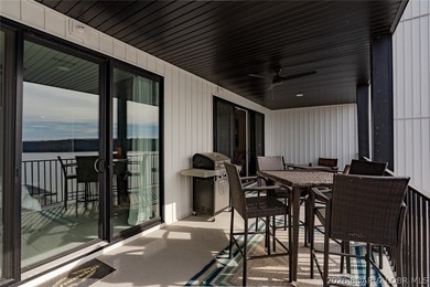 This unit is a true showstopper-defined by class, luxury, and - photo 38