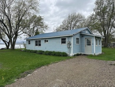 Lake Home Sale Pending in Shoreham, Vermont