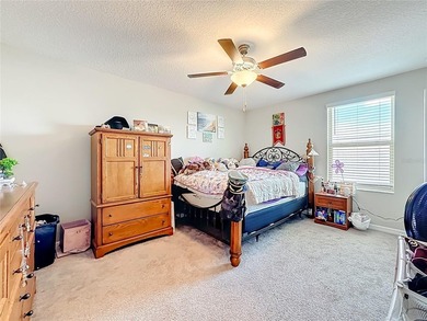 Welcome to this spacious and beautifully maintained 5-bedroom - photo 44