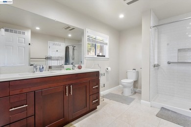 Welcome to 26770 Hayward Blvd - a well-maintained 3-bedroom - photo 10