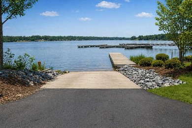 An exceptional opportunity to craft your custom dream residence - photo 10