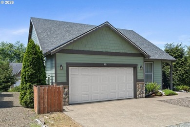 Enjoy the best of coastal living in this spacious one-level home - photo 2