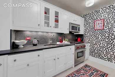 Welcome home to your new Park Avenue address. Impeccably - photo 3