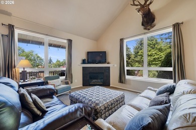 Enjoy the best of coastal living in this spacious one-level home - photo 4