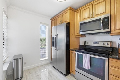 Enjoy waterfront living in Boca Bayou, one of East Boca Raton's - photo 9