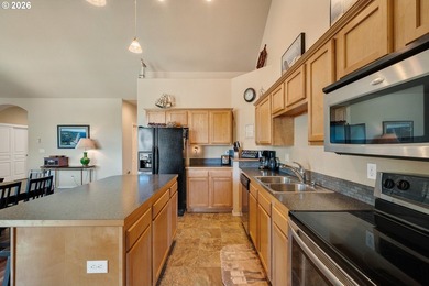 Enjoy the best of coastal living in this spacious one-level home - photo 10