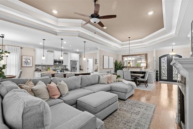 Welcome to this stunning single-level 3-bedroom, 2-bathroom - photo 13