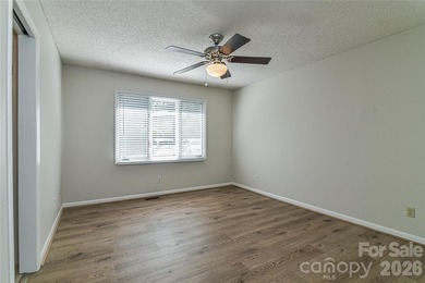 Enjoy low maintenance living and a prime location! Spacious - photo 13