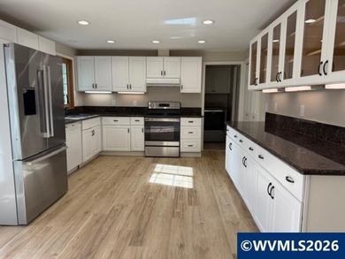 Appraised over value + New HVAC!!! Amazing South Salem location - photo 3
