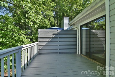 Enjoy low maintenance living and a prime location! Spacious - photo 20
