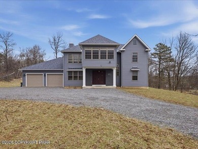 Indian Mountain Lakes Home For Sale in Albrightsville Pennsylvania