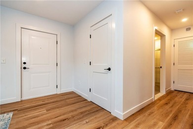 FIRST FLOOR - 1 Level Luxury! Beautiful new 1-bedroom units in - photo 21