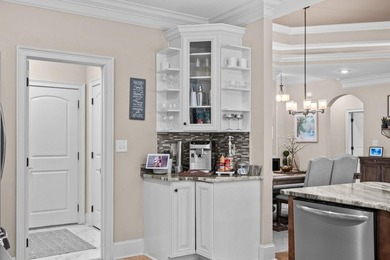 Welcome to this stunning single-level 3-bedroom, 2-bathroom - photo 23