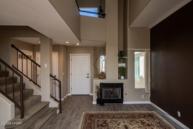 Located in a highly desired golf course complex, this - photo 5