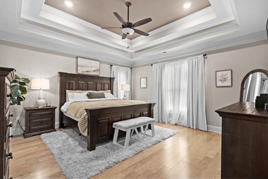 Welcome to this stunning single-level 3-bedroom, 2-bathroom - photo 26