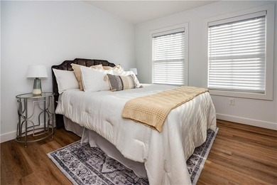 FIRST FLOOR - 1 Level Luxury! Beautiful new 1-bedroom units in - photo 26