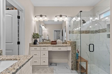 Welcome to this stunning single-level 3-bedroom, 2-bathroom - photo 29