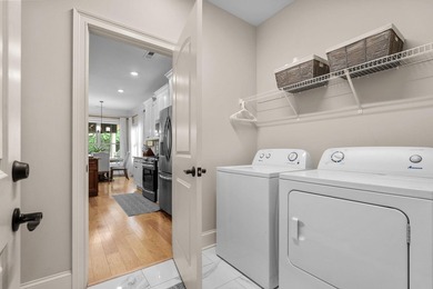 Welcome to this stunning single-level 3-bedroom, 2-bathroom - photo 35