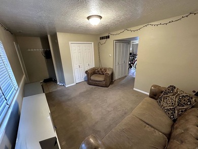 INCREDIBLE OPPORTUNITY - PRICED BELOW MARKET VALUE! This is your - photo 6