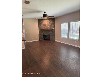 Beautiful updated 5-bedroom, 3 full bathrooms plus an office on - photo 3