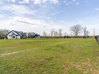 Additional listing photo 3