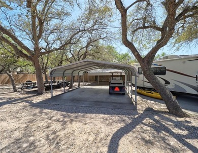 Charming mid-century modern ranch-style home in the desirable - photo 37