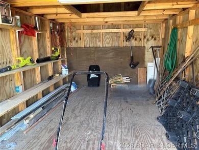 2-bedroom, 1.5 bath home situated on a level 0.13-acre lot with - photo 38