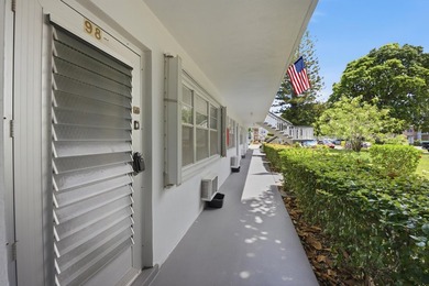 Welcome to this beautifully maintained 1-bedroom, 1-bath - photo 4