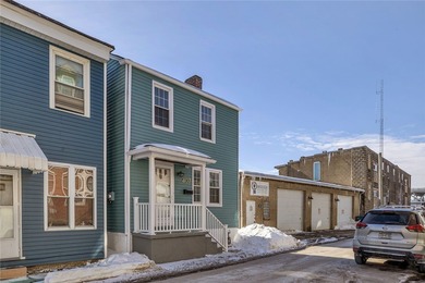 Allegheny River Home For Sale in Sharpsburg Pennsylvania