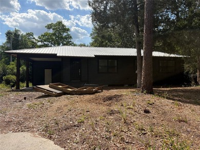 Under contract-accepting backup offers. Welcome to this - photo 1