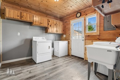This inviting 3-bed, 2-bath home offers 1,580 sq. ft. of - photo 9