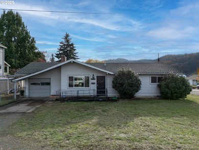 Willamette River - Multnomah County Home For Sale in Portland Oregon