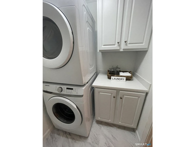 A rare fully furnished home in one of Waterbury's most unique - photo 11