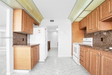 Experience the ultimate South Florida lifestyle in this - photo 11