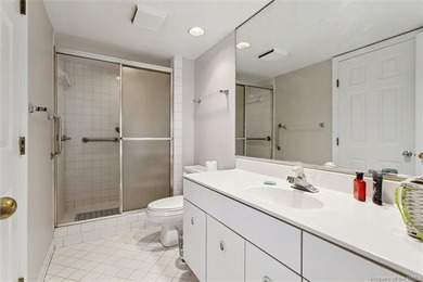Truly one-of-a-kind at just over 2400 sq ft, this spectacular - photo 20