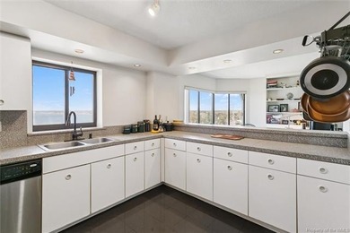 Truly one-of-a-kind at just over 2400 sq ft, this spectacular - photo 22