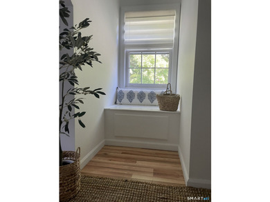A rare fully furnished home in one of Waterbury's most unique - photo 26