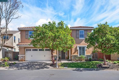 Welcome to an exceptional residence in the sought-after gated - photo 2